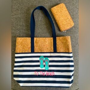 Thirty-One Getaway Tote and matching wallet